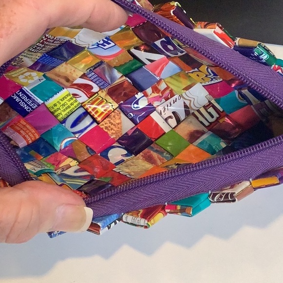 Candy Gum Wrapper Zipped Wristlet Coin Purse With Zipper 7.5 X 3.5 inches. EUC. - Picture 7 of 8